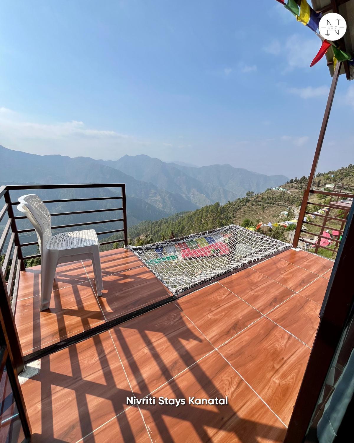 Nivriti Stays Kanatal Exterior foto